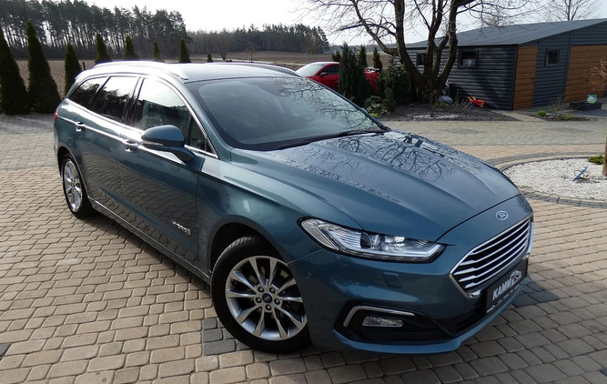 Ford Mondeo cena 84900 przebieg: 130000, rok produkcji 2019 z Strzyżów małe 704